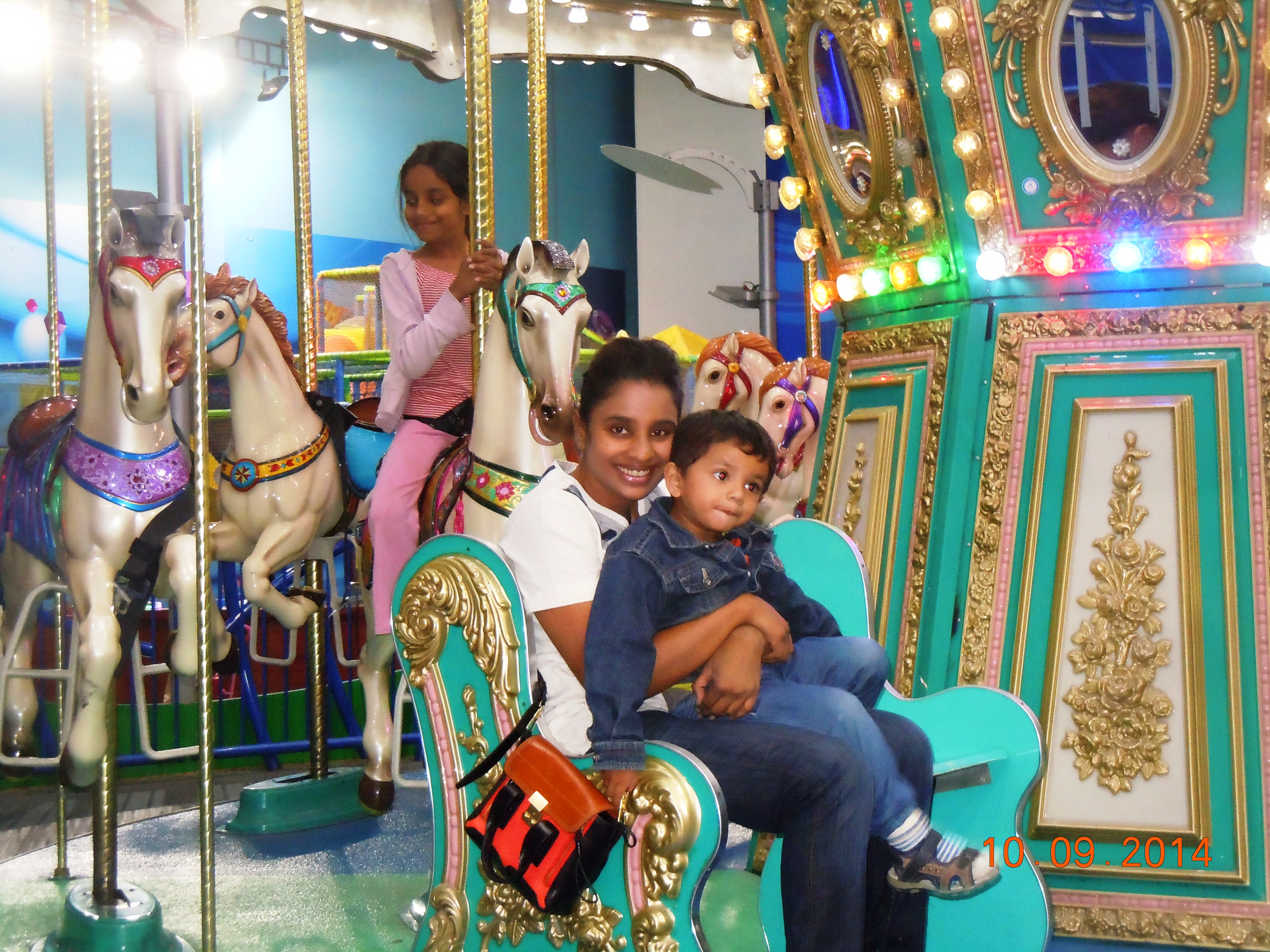 On the carousel with Piglet and Snubnose
