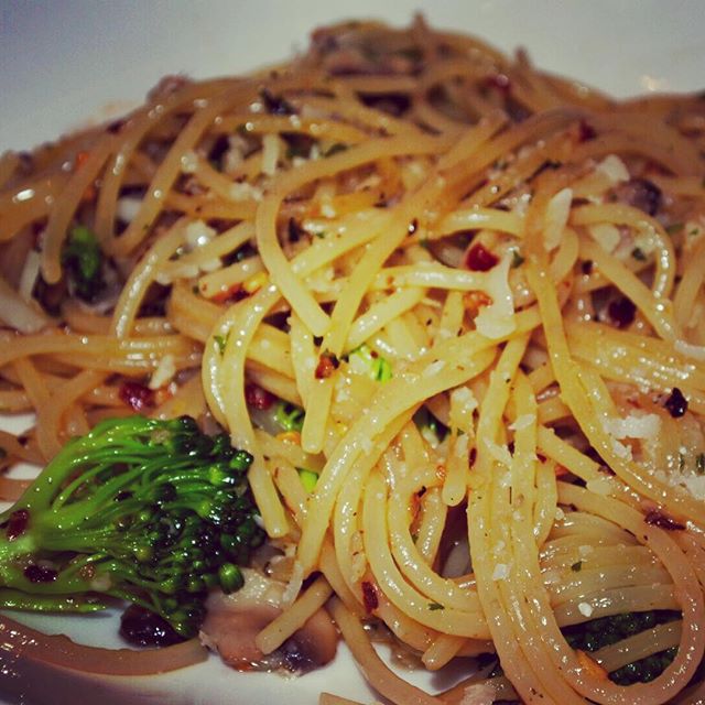Delicious aglio-olio spaghetti